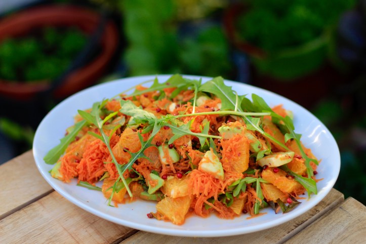 Gulróta- og appelsínusalat