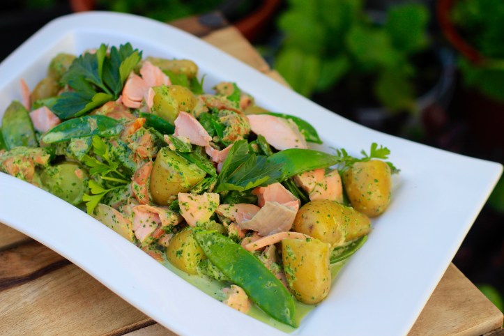 Laxa- og kartöflusalat